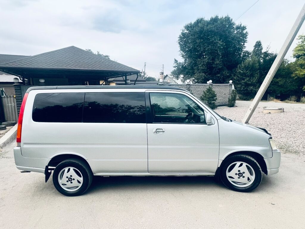 Honda Stepwgn: 2000 г., 2 л, Автомат, Бензин, Минивэн: фото 4
