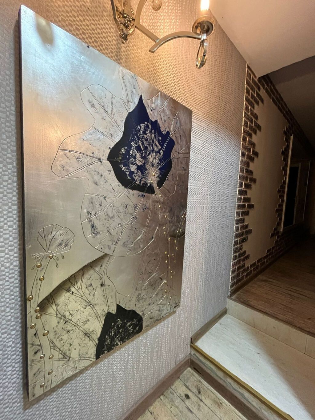 Gənclik metrosu və Gənclik Şadlıq Sarayının yaxınlığında hazır