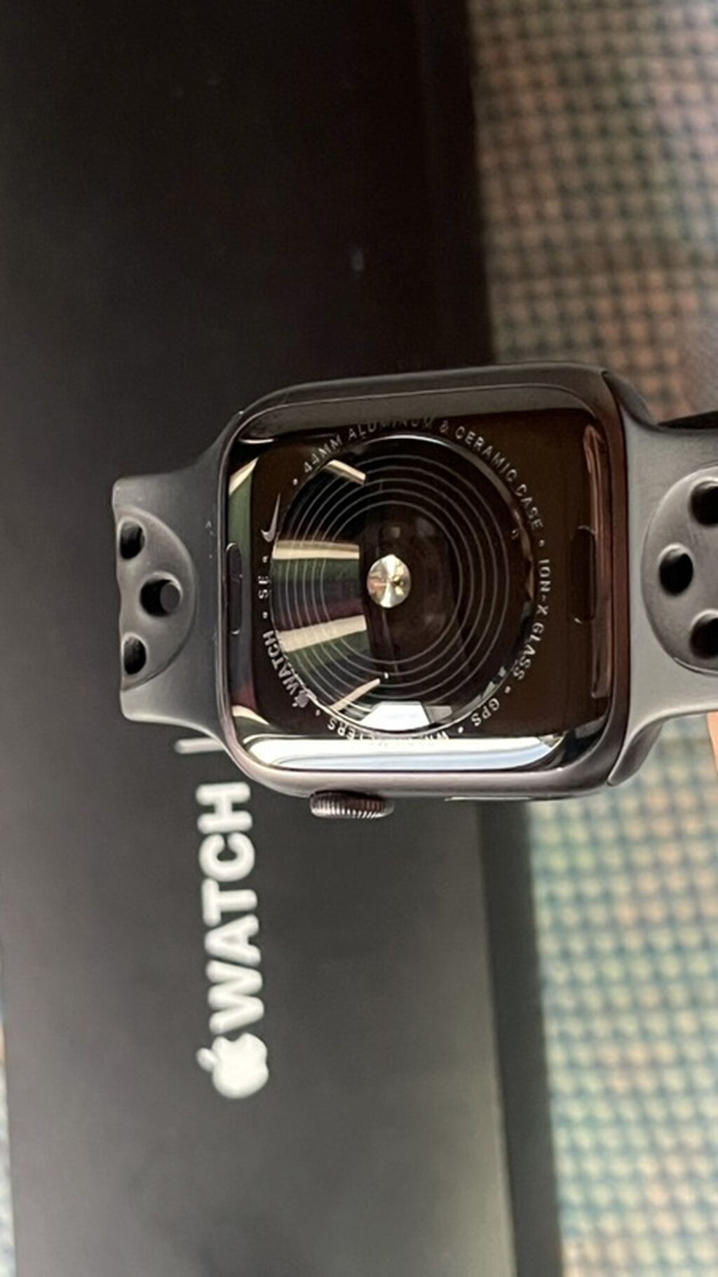 Apple Watch SE Nike, 44 мм, GPS - Серия Nike: фирменные циферблаты: фото 2