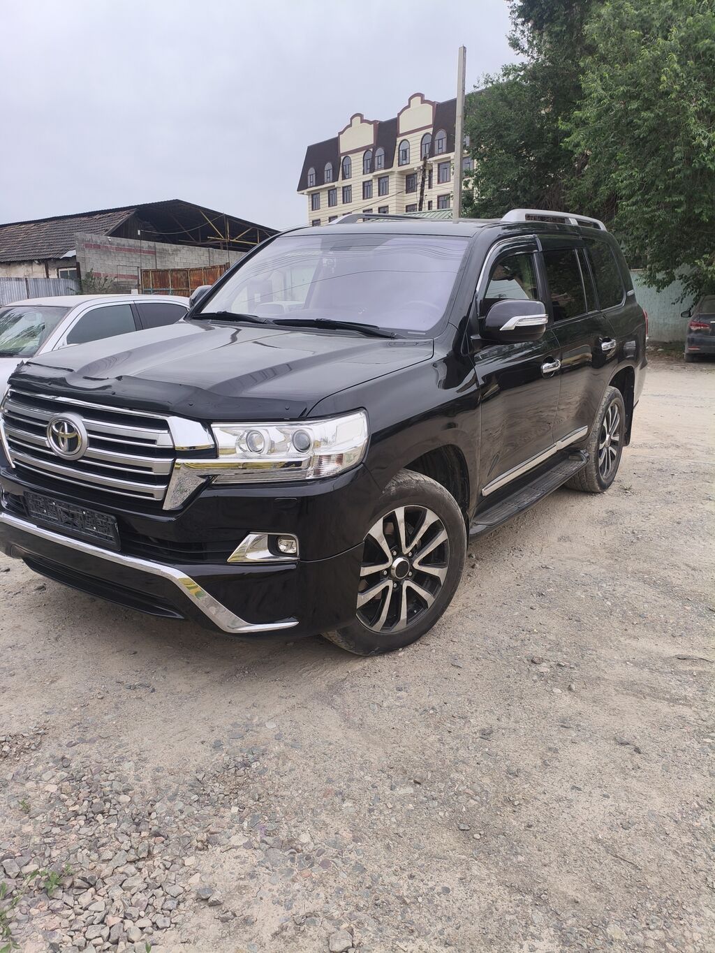Toyota Land Cruiser: 2011 г., Автомат, Внедорожник: фото 7