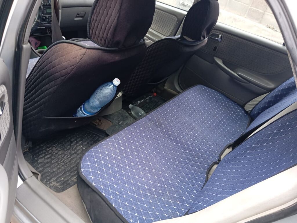 Mazda 626: 2001 г., 1.8 л, Механика, Бензин, Седан: фото 4