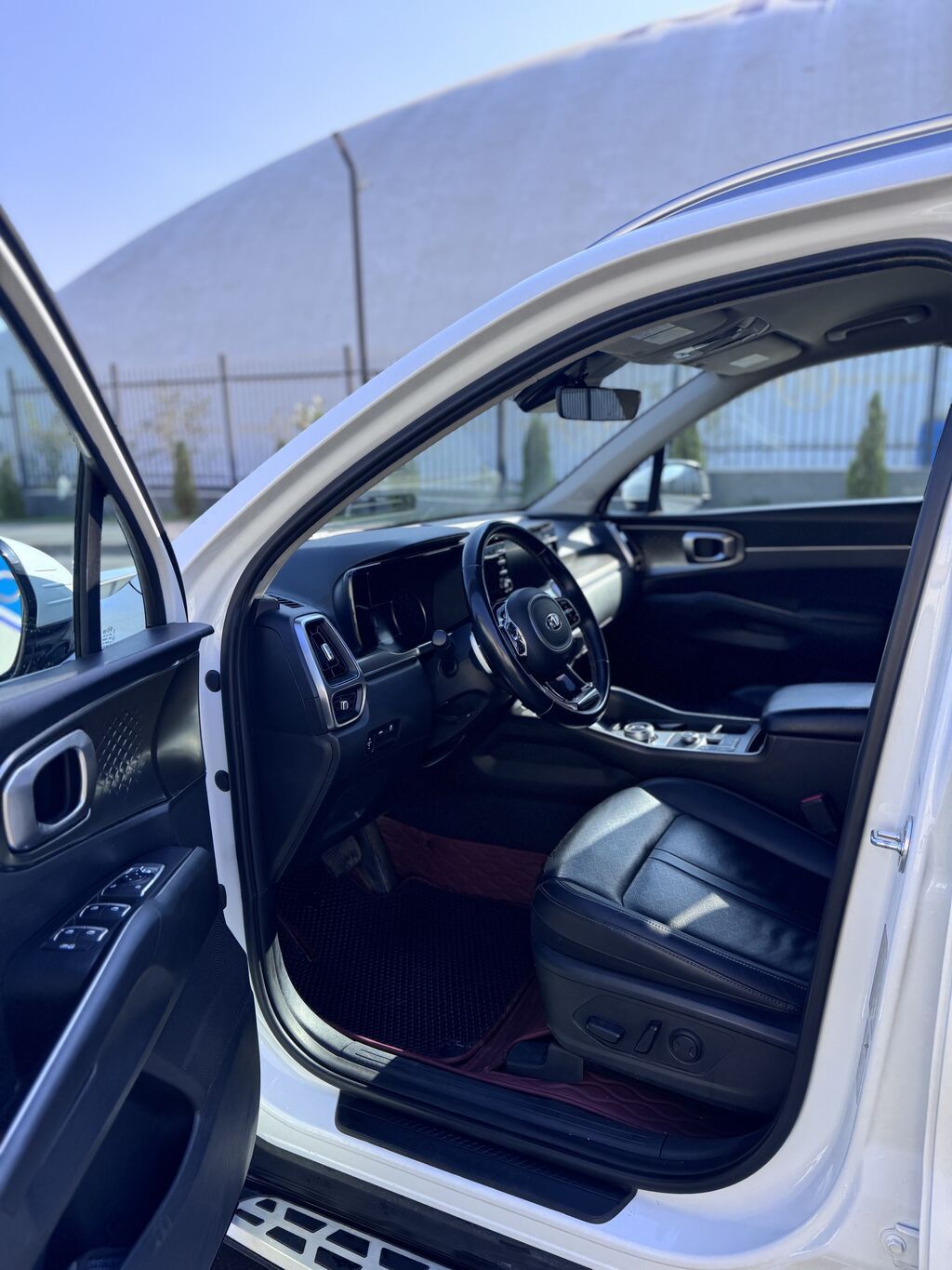 Kia Sorento: 2021 г., 1.6 л, Автомат, Гибрид, Внедорожник: фото 7