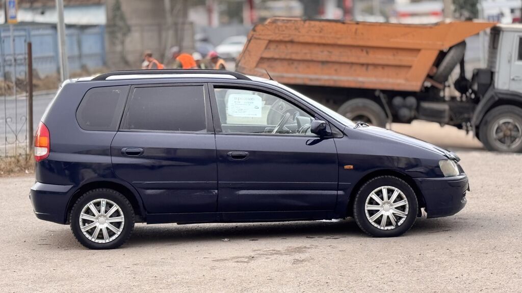 Mitsubishi Space Star: 1999 г., 1.6 л, Механика, Бензин, Минивэн: фото 5