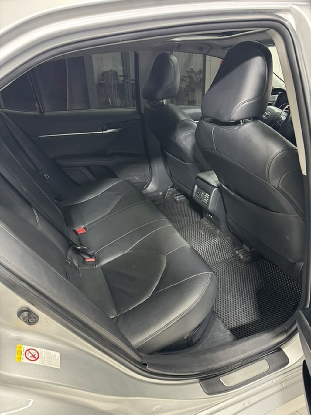 Toyota Camry: 2018 г., 2.5 л, Вариатор, Гибрид, Седан: фото 5
