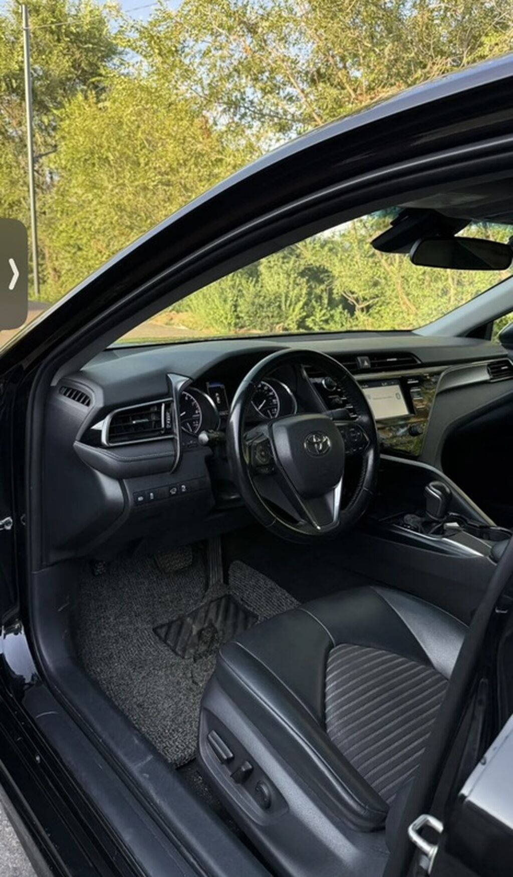 Toyota Camry: 2019 г., 2.5 л, Автомат, Бензин, Седан: фото 4