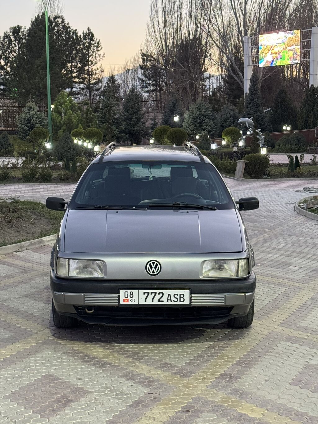Volkswagen Passat: 1993 г., 1.8 л, Механика, Бензин, Универсал: фото 5