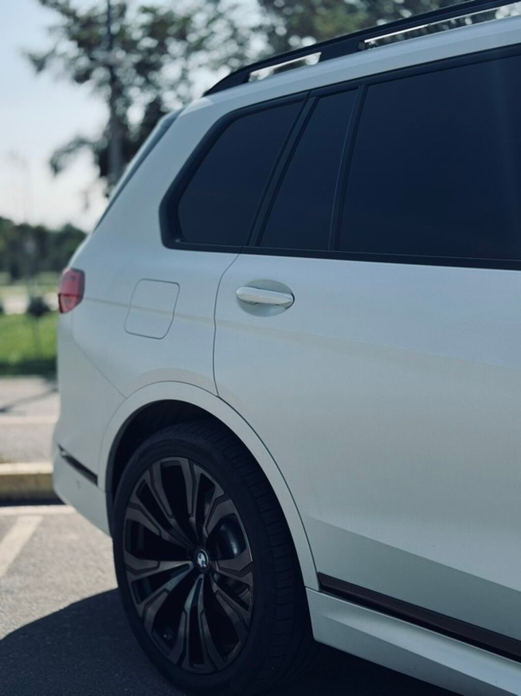 BMW X7: 2020 г., 3 л, Автомат, Бензин, Кроссовер: фото 4