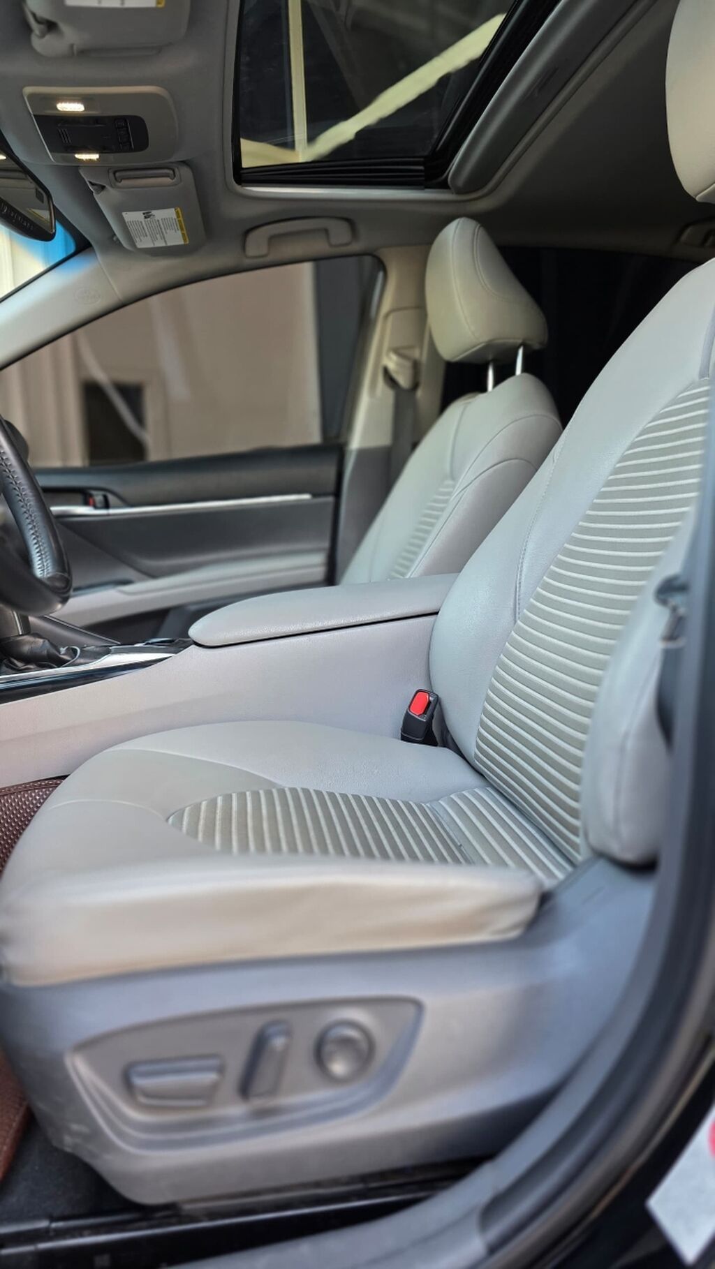 Toyota Camry: 2018 г., 2.5 л, Автомат, Бензин, Седан: фото 5