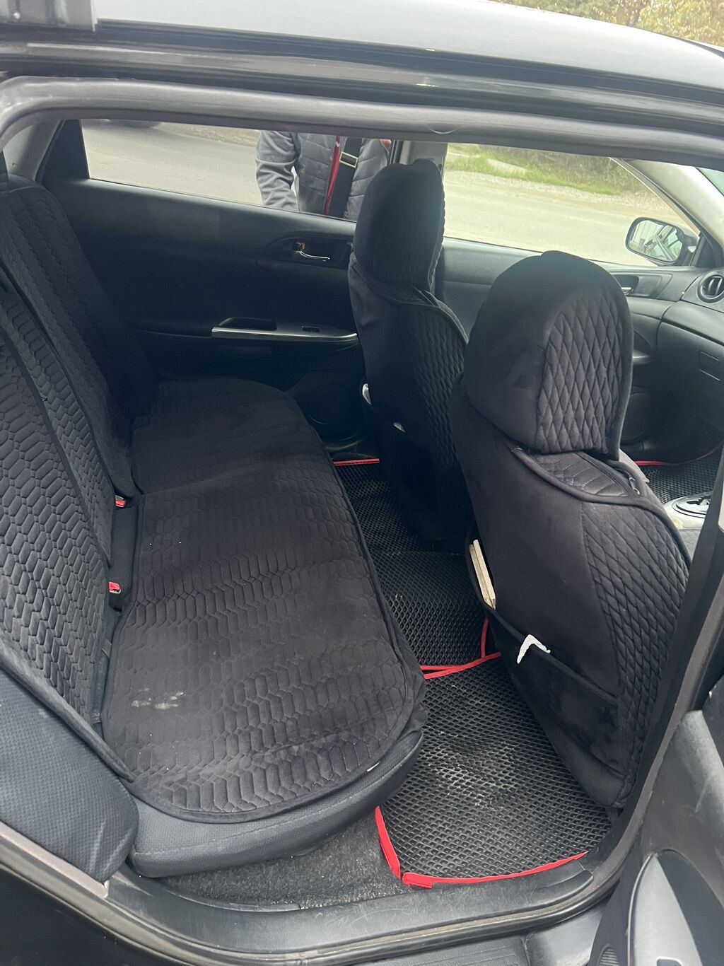 Продаю срочно toyota caldina 1.8 объем 2003 года Машина в хорошем