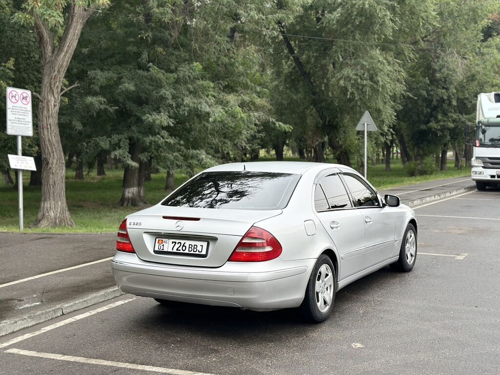 Mercedes-Benz E-Class: 2002 г., 3.2 л, Автомат, Бензин, Седан: фото 4