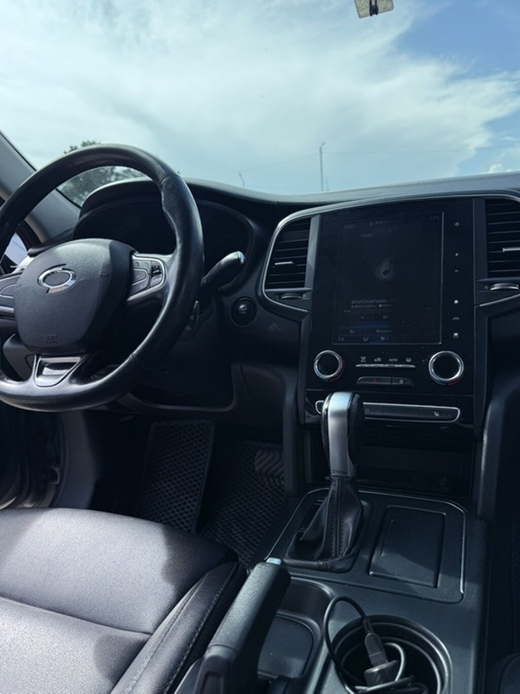 Renault SM6: 2019 г., 2 л, Автомат, Газ, Седан: фото 5
