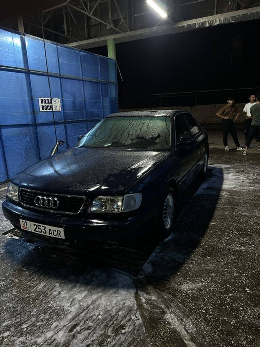 Audi A6: 1995 г., 2.6 л, Механика, Седан — фото 7