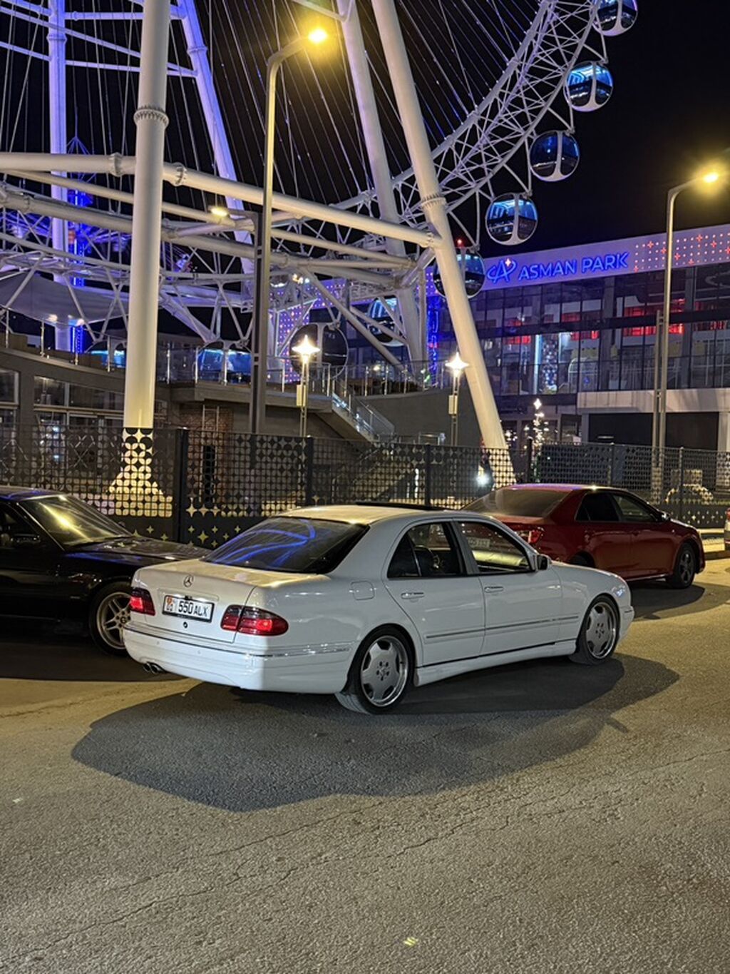 Mercedes-Benz E-Class: 2000 г., 5.5 л, Автомат, Бензин, Седан: фото 2