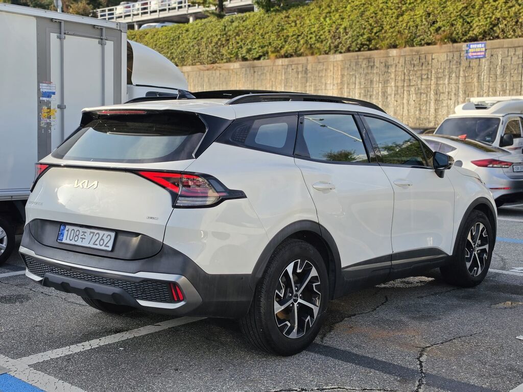 Kia Sportage: 2021 г., 1.6 л, Гибрид, Кроссовер: фото 4