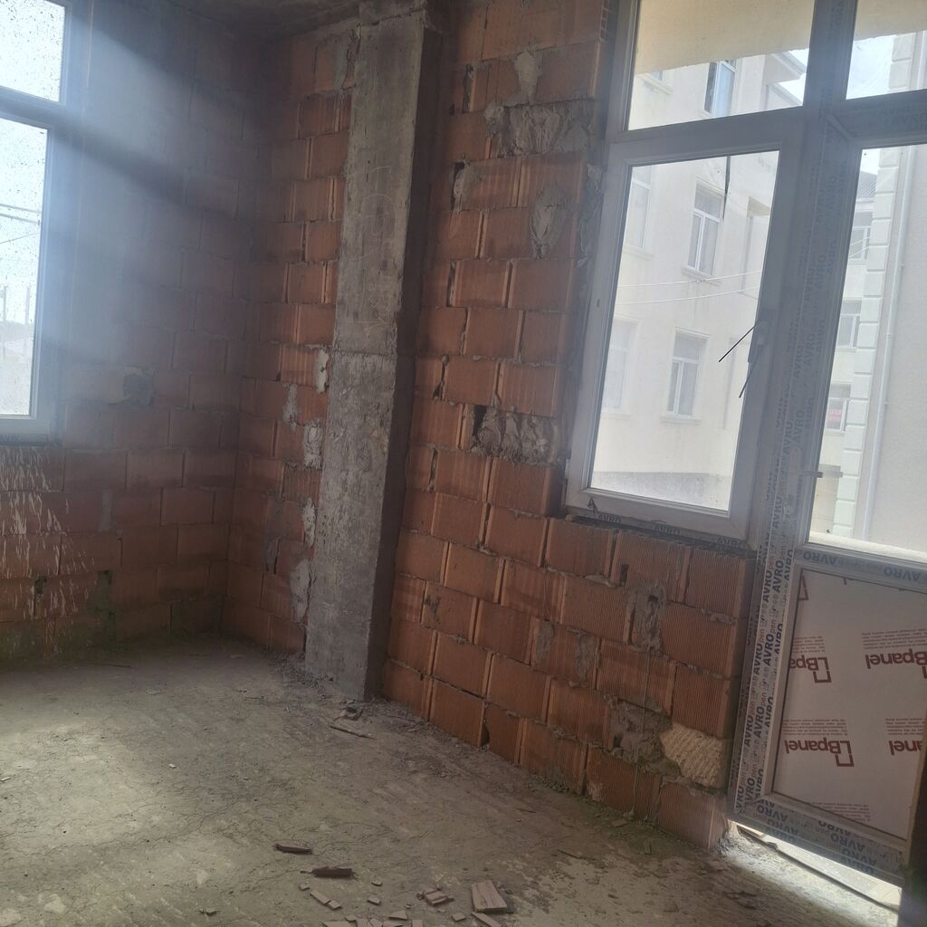 Binəqədi qəs., 2 otaqlı, Yeni tikili, m. Azadlıq Prospekti, 41 kv. m
