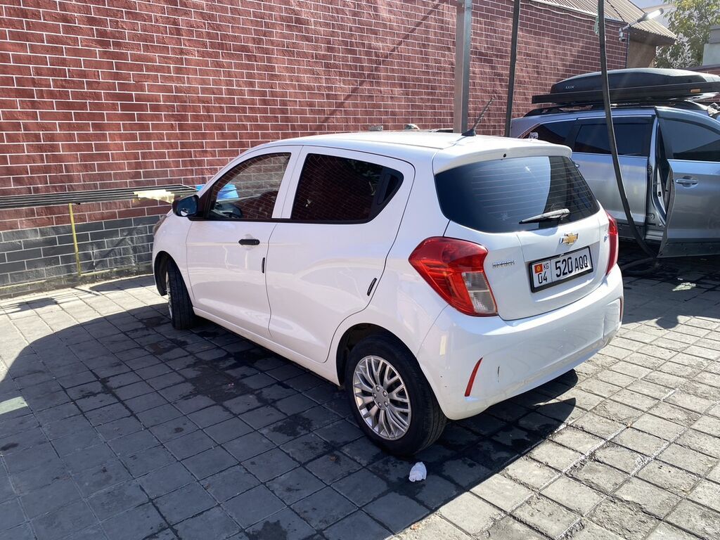 Chevrolet Spark: 2017 г., 1 л, Вариатор, Бензин, Хэтчбэк: фото 8