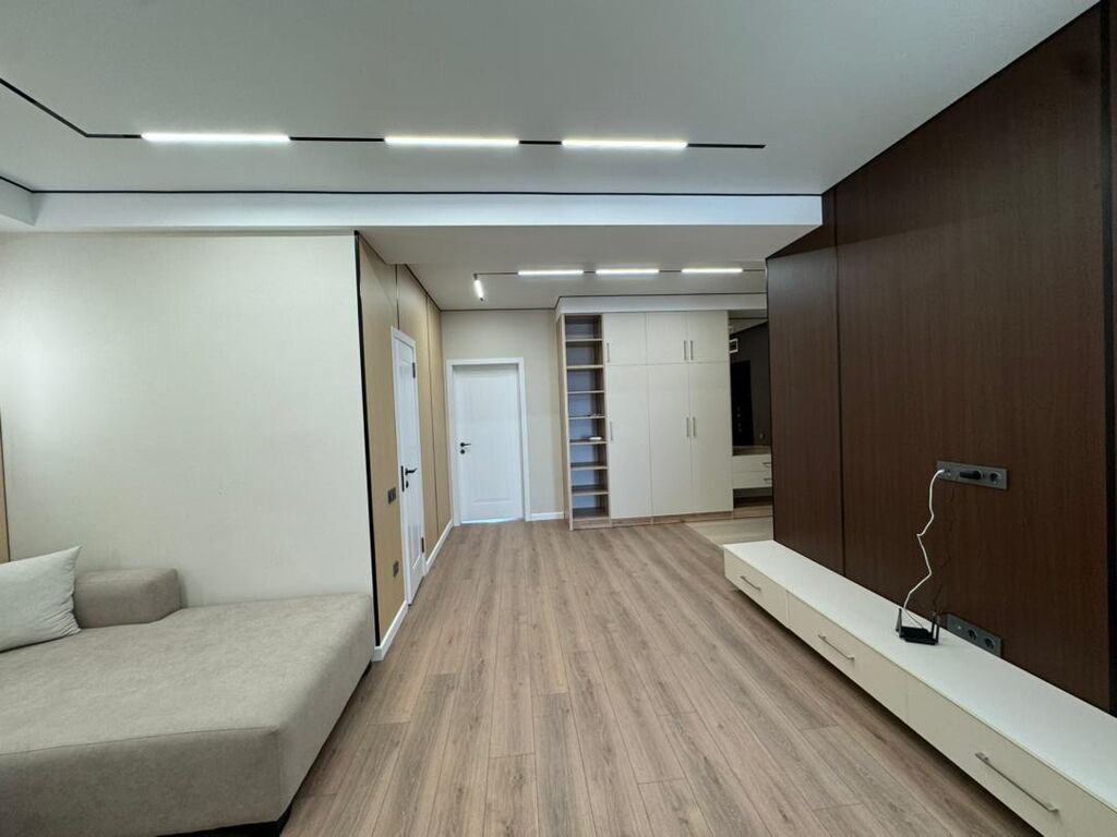 3 комнаты, 86 м², Элитка, 10 этаж, Евроремонт: фото 2