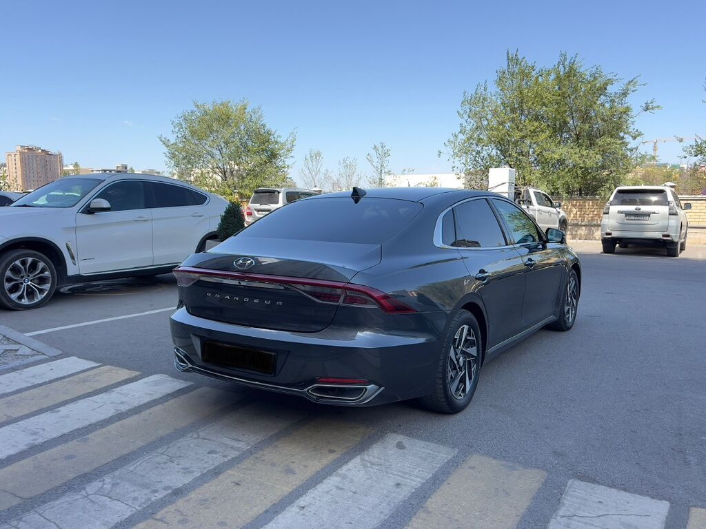 Hyundai Grandeur: 2022 г., 2.4 л, Автомат, Гибрид, Седан: фото 5