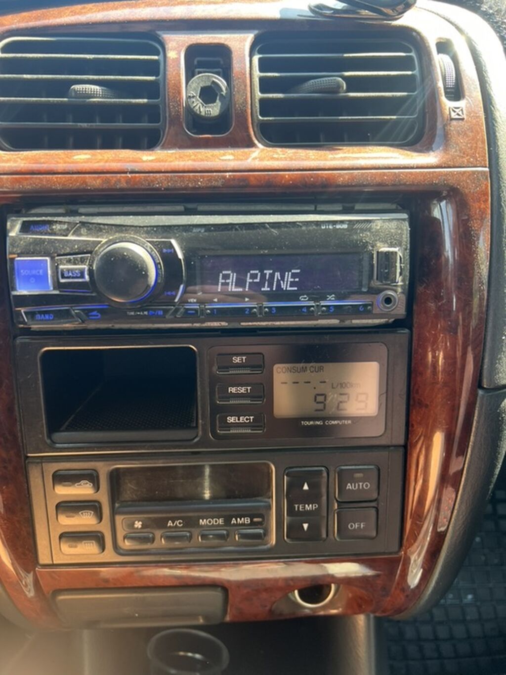 Mazda 626: 1997 г., Механика, Бензин, Хэтчбэк: фото 7