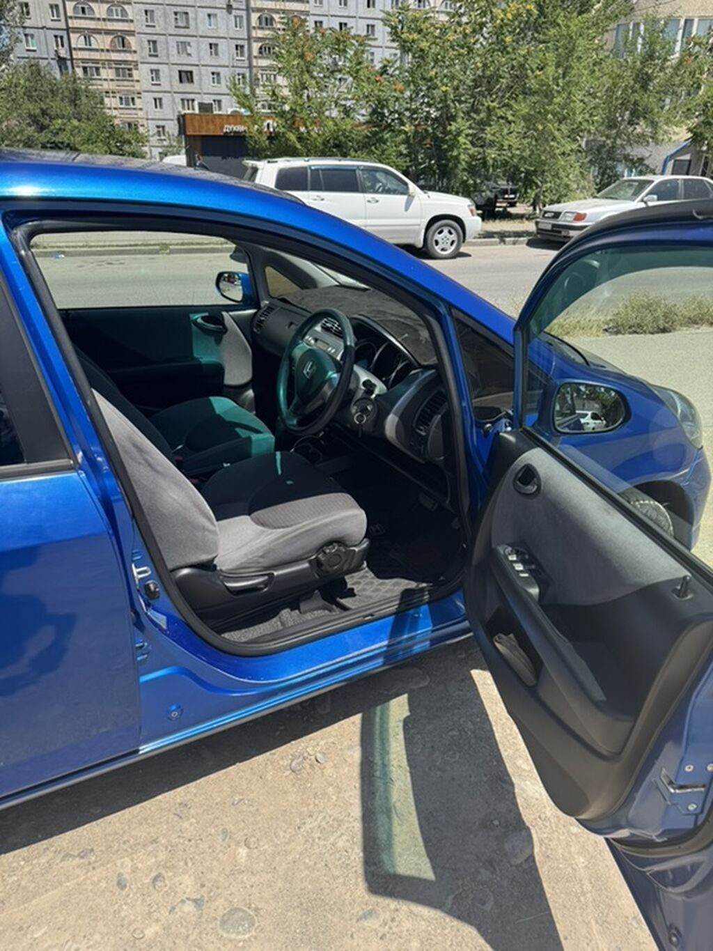 Honda Fit: 2003 г., Вариатор, Бензин, Хэтчбэк: фото 5