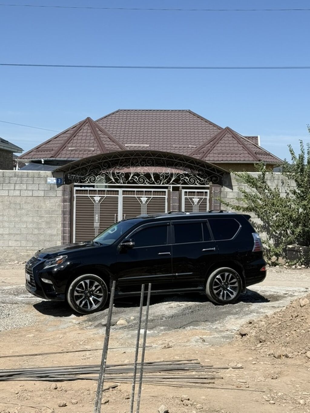 Lexus GX: 2016 г., 4.6 л, Автомат, Бензин, Внедорожник: фото 2