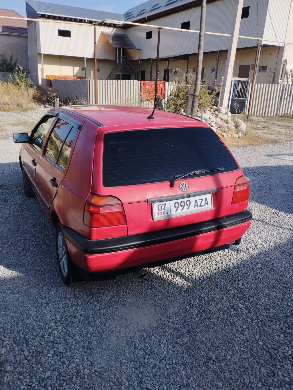 Volkswagen Golf: 1993 г., 1.8 л, Механика, Бензин, Хэтчбэк: фото 6