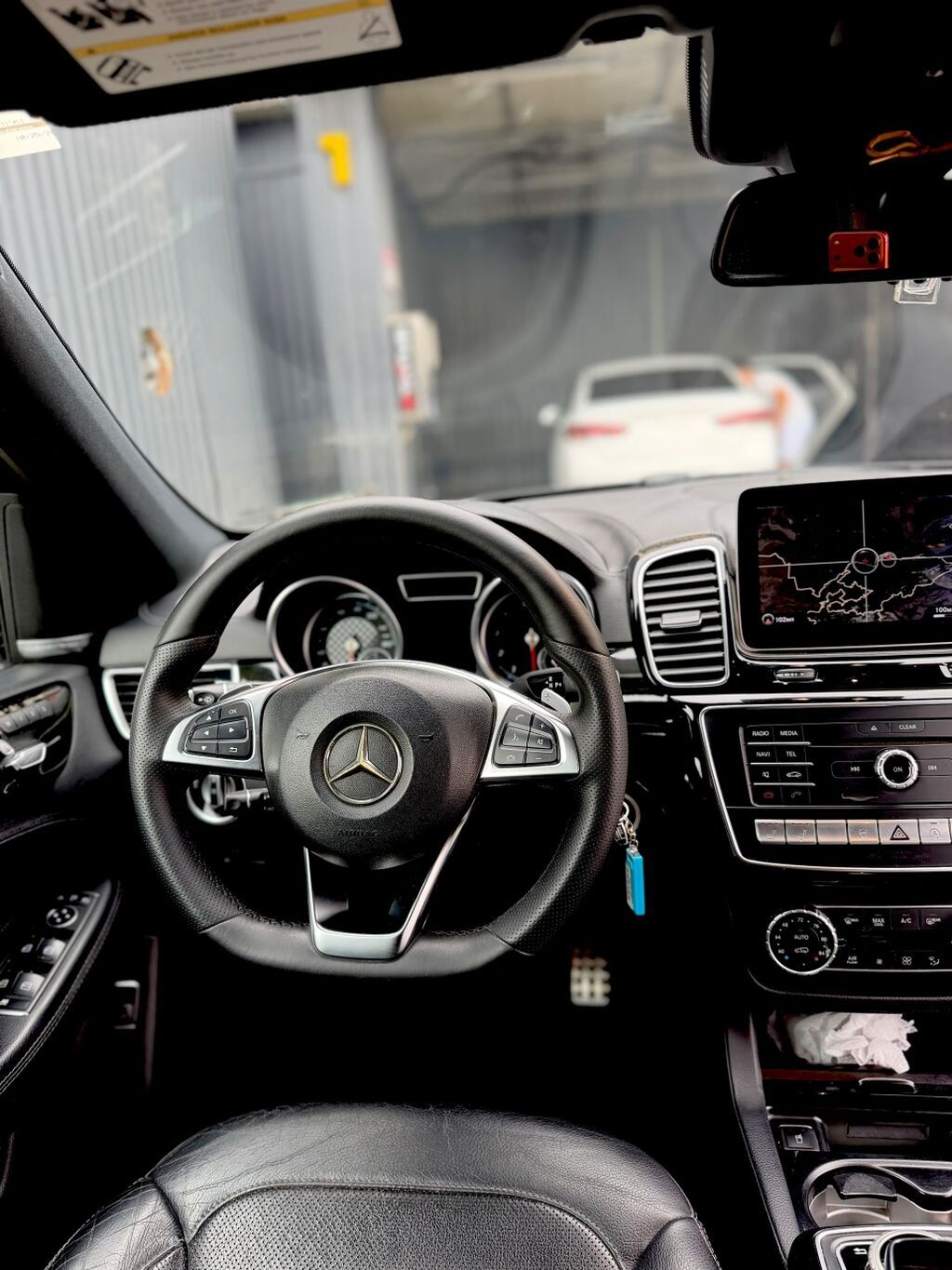 Mercedes-Benz GLE-Class AMG: 2017 г., 3 л, Автомат, Бензин, Кроссовер: фото 7