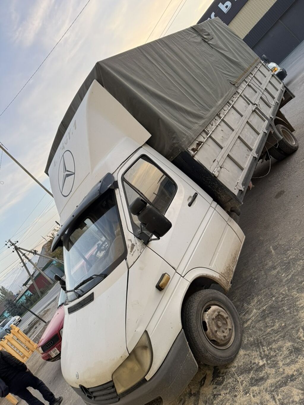 Грузоперевозки тентованным Mercedes Sprinter - Тип: бортовой: фото 4