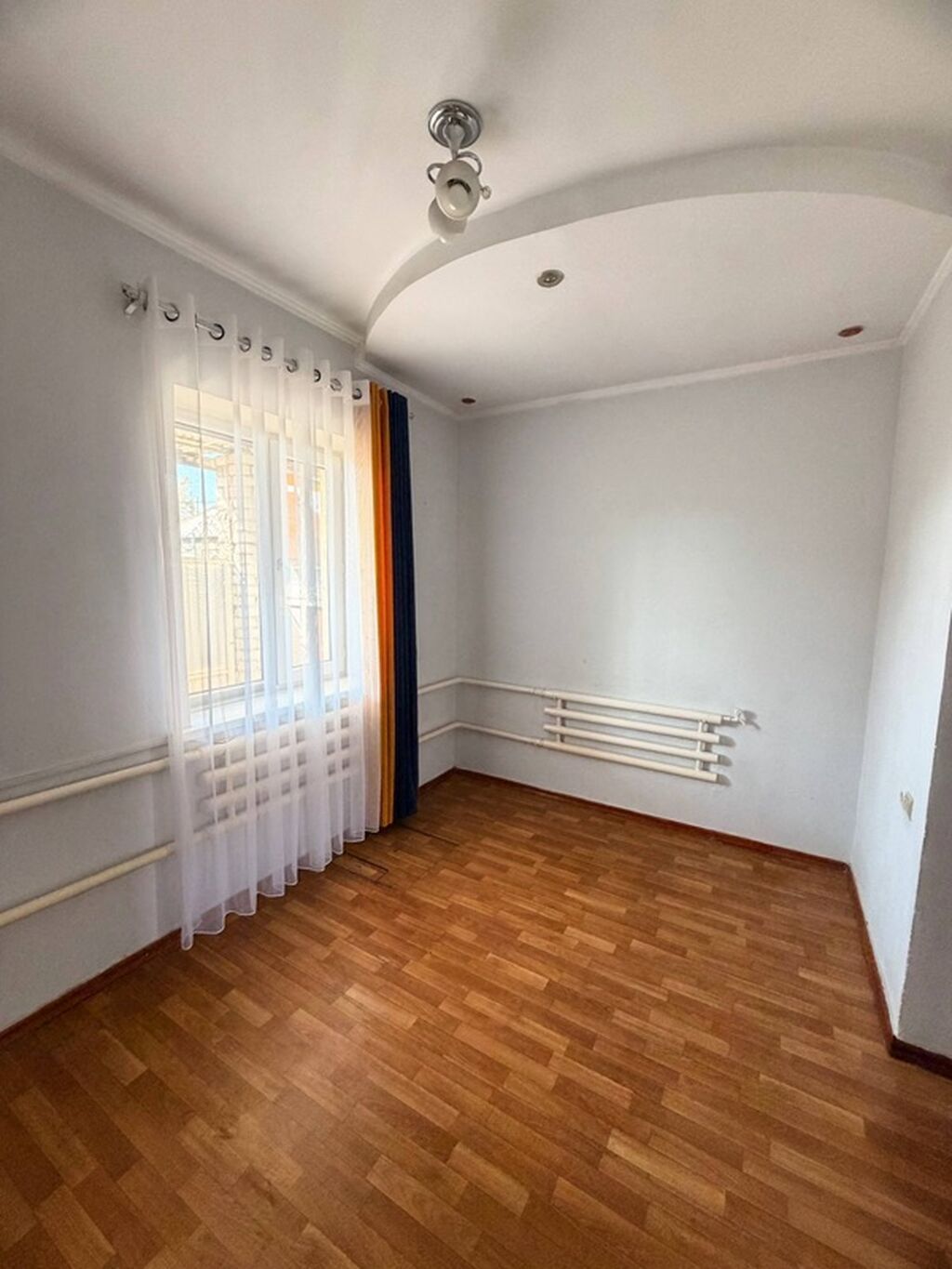 5 комнат, 150 м², 5 соток, Бишкек, Старый толчок рынок / базар Агентство недвижимости: фото 5