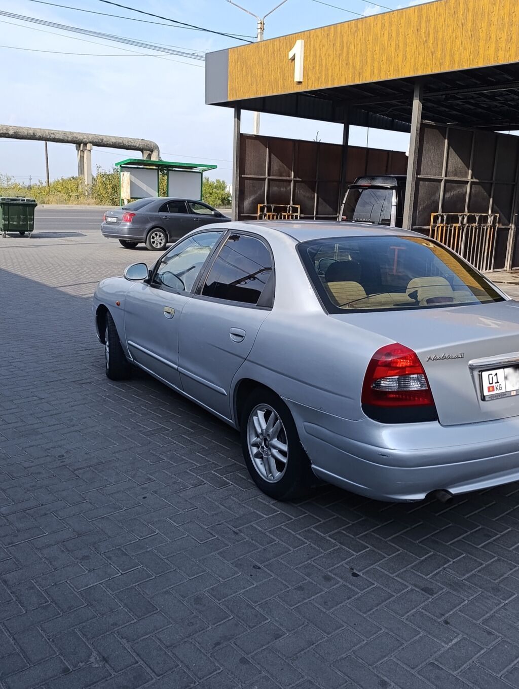Daewoo Nubira: 1999 г., 1.5 л, Автомат, Бензин, Седан: фото 2