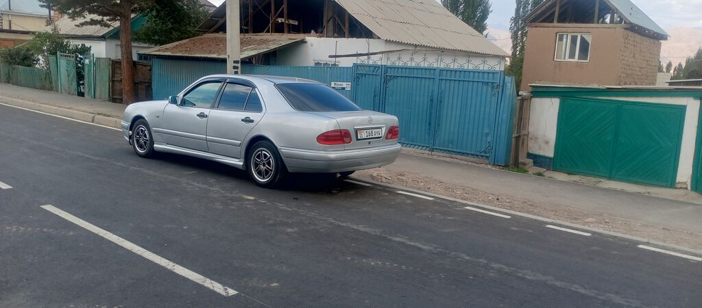 Mercedes-Benz 220: 1998 г., 3.2 л, Автомат, Бензин, Седан: фото 8