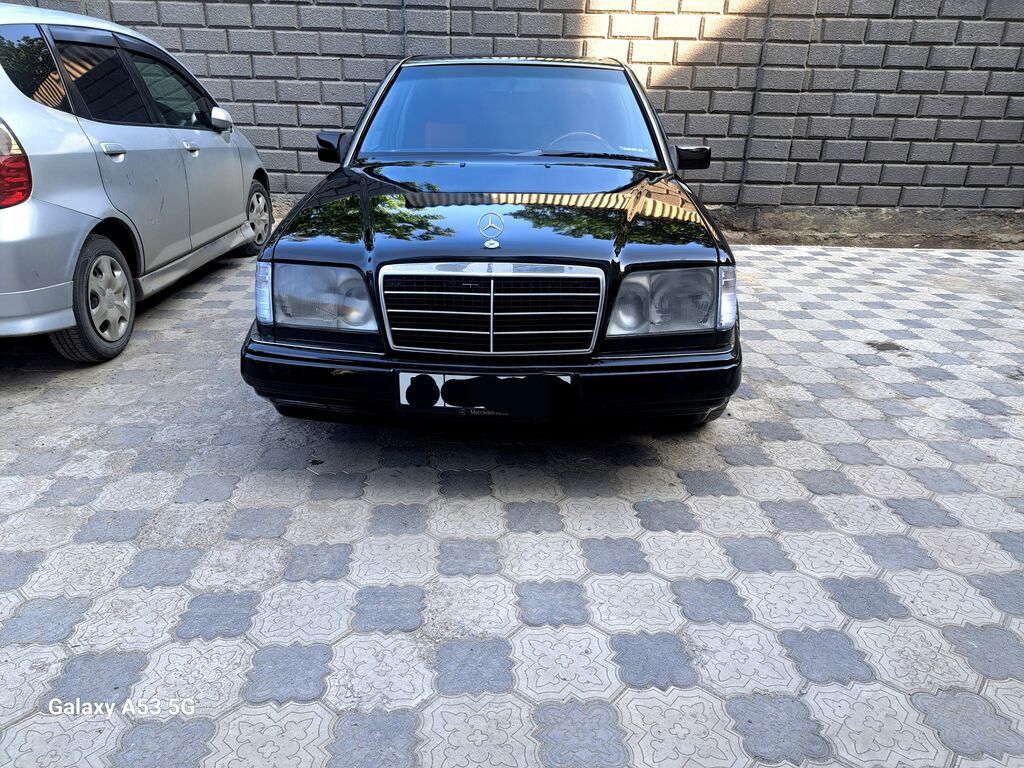 Mercedes-Benz W124: 1995 г., 3.2 л, Автомат, Бензин, Седан: фото 4