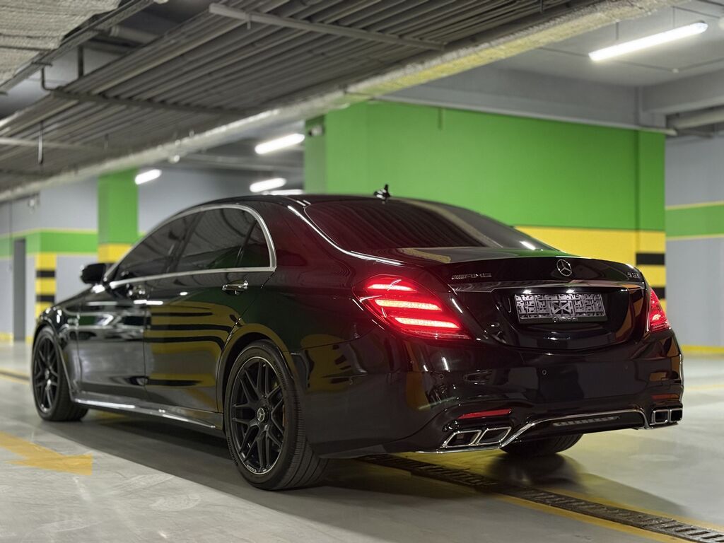 Mercedes-Benz S-class AMG: 2018 г., 4 л, Автомат, Бензин, Седан: фото 4