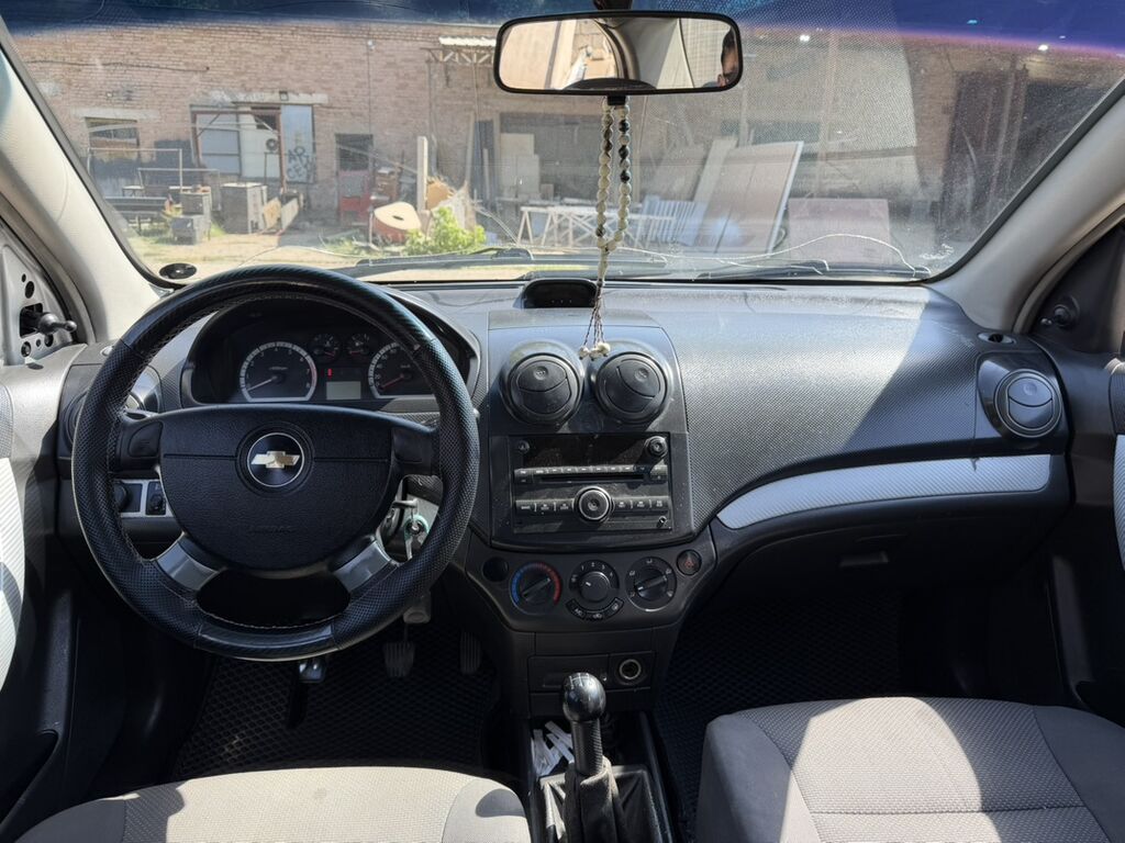 Chevrolet Aveo: 2007 г., 1.2 л, Механика, Бензин, Седан: фото 5