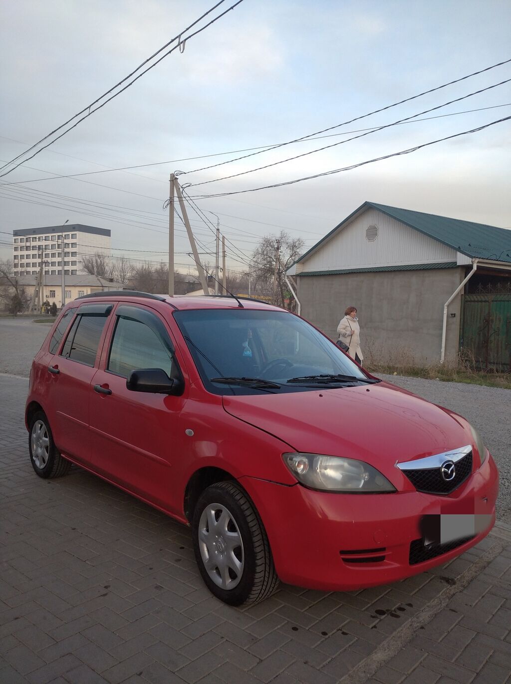 Mazda Demio: 2003 г., 1.3 л, Механика, Бензин, Хэтчбэк: фото 3