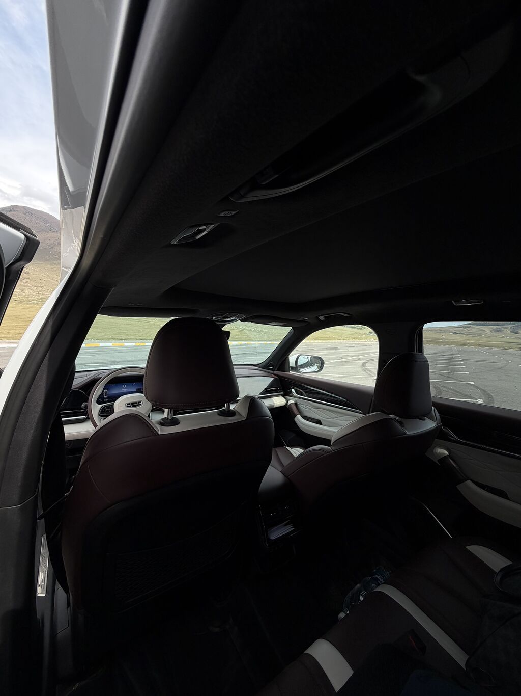 Geely Monjaro: 2022 г., 2 л, Автомат, Бензин, Кроссовер: фото 7