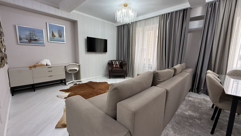 2 комнаты, 69 м², Асанбай мкр Элитка, 10 этаж, Дизайнерский ремонт: фото 2