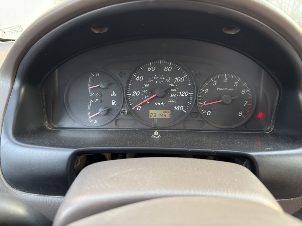 Mazda Protege: 2002 г., 1.6 л, Автомат, Седан: фото 8