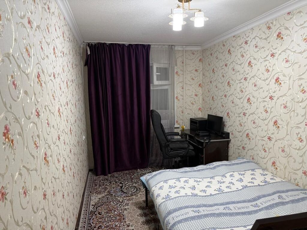 3 комнаты, 58 м², Курманжан-Датка мкр., 103 серия, 2 этаж: фото 1