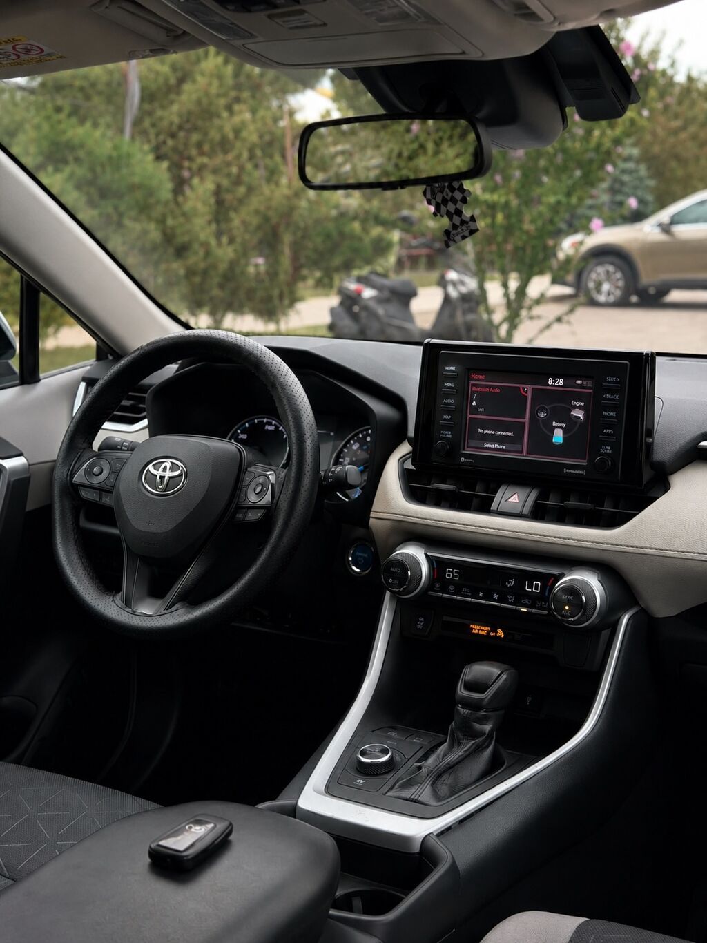 Toyota RAV4: 2020 г., 2.5 л, Автомат, Бензин, Кроссовер: фото 4