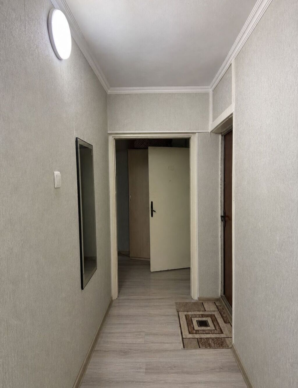 1 комната, 8 мкр Собственник, Парам без детей, от 1 года, С мебелью полностью: фото 3