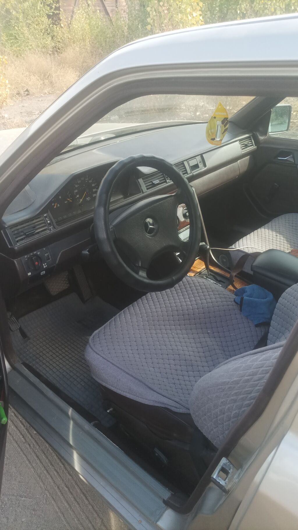 Mercedes-Benz W124: 1989 г., 2.3 л, Автомат, Бензин, Седан: фото 6