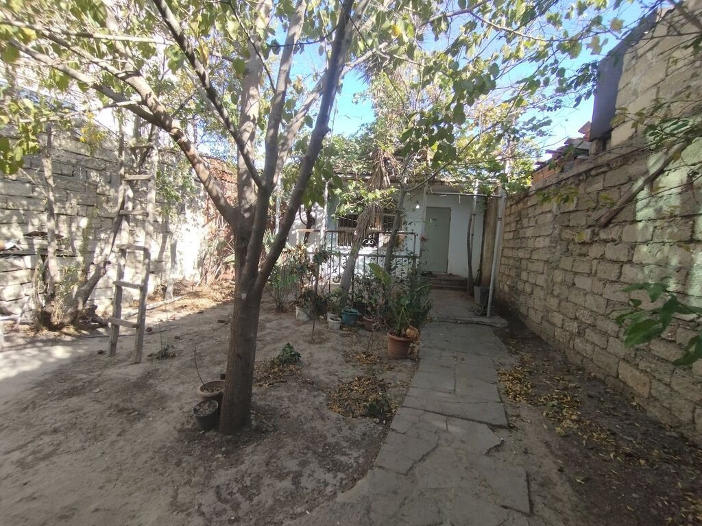 NZSda 3 otaqlı köhnə tikili mənzil satılır, 1 800 m², 110 000 AZN, şəkil 5 / 12
