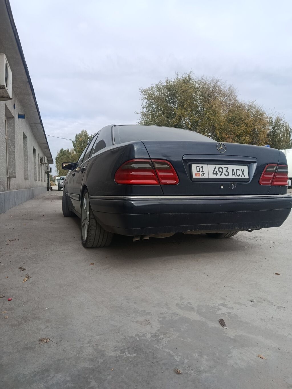 Mercedes-Benz E-Class: 1998 г., 4.3 л, Автомат, Бензин, Седан: фото 8