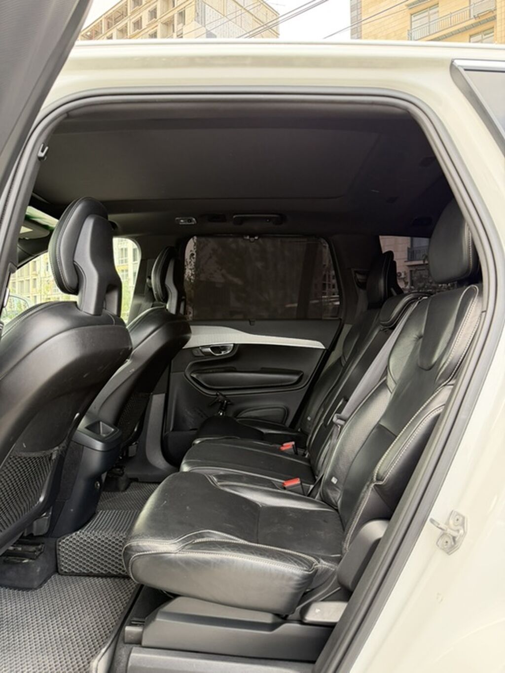 Volvo XC90: 2017 г., 2 л, Автомат, Дизель, Кроссовер: фото 4