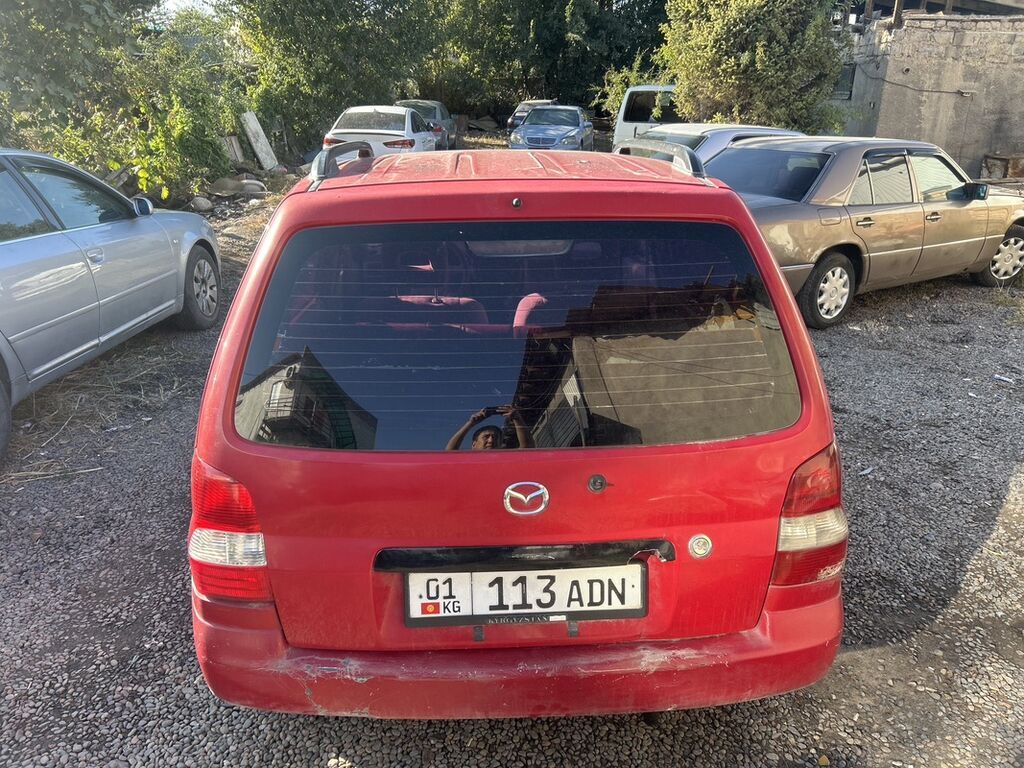 Mazda Demio: 2001 г., 1.5 л, Хэтчбэк: фото 4