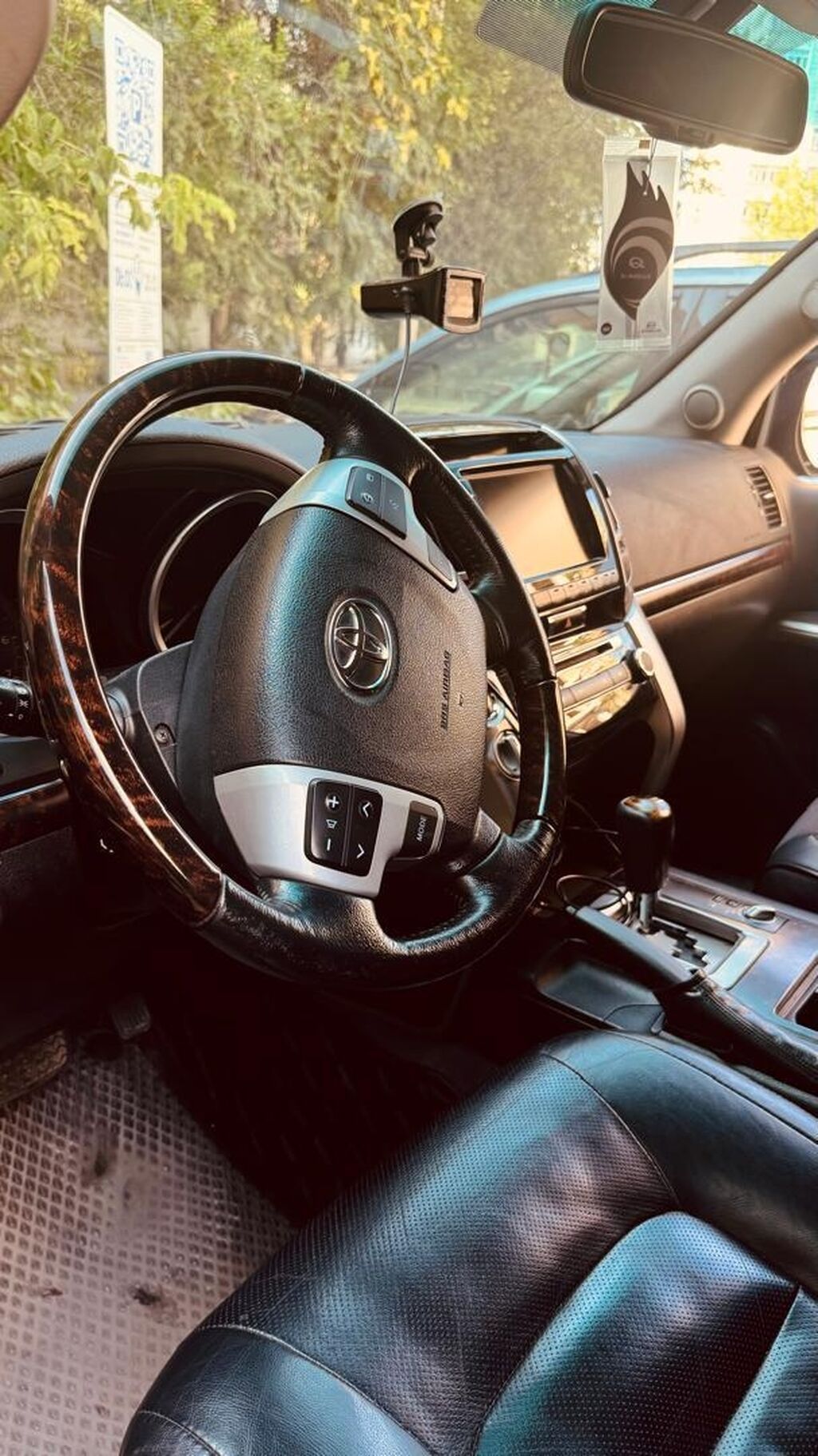 Toyota Land Cruiser: 2012 г., 4.7 л, Автомат, Бензин, Внедорожник: фото 4