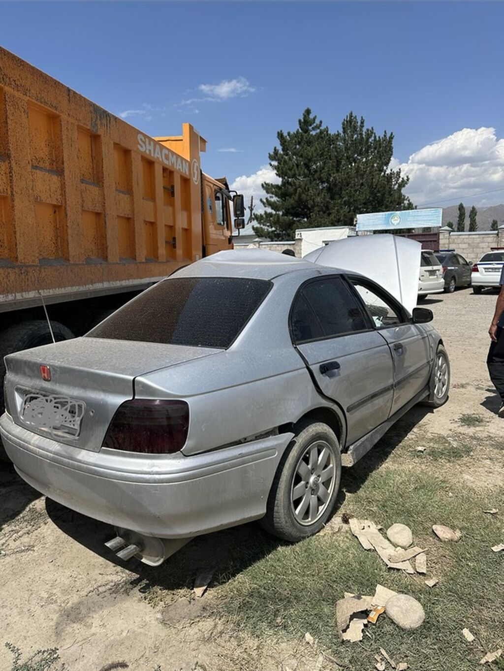 Honda Accord: 1999 г., 2 л, Механика, Бензин, Седан: фото 3