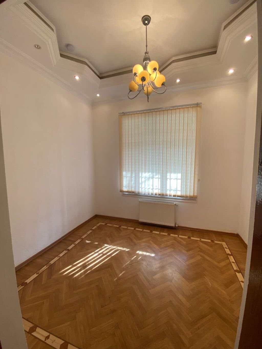 9 otaq, 450 kv. m, Kredit yoxdur, Yeni təmirli