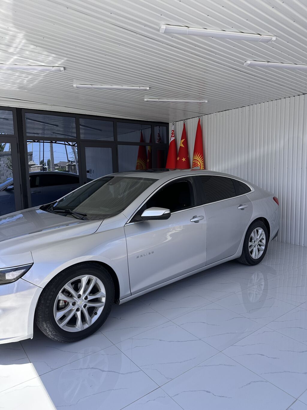 Chevrolet Malibu: 2018 г., 1.5 л, Автомат, Бензин, Седан — фото 3